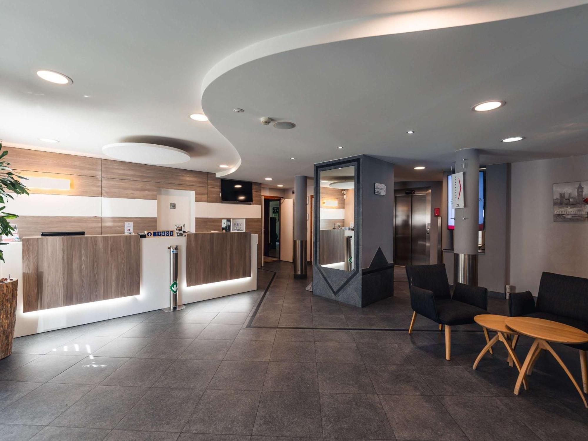 Hotel Ibis Styles Charleroi Airport Aero 44 Exteriér fotografie